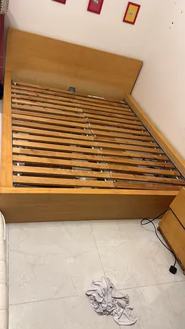 Ikia bed frame