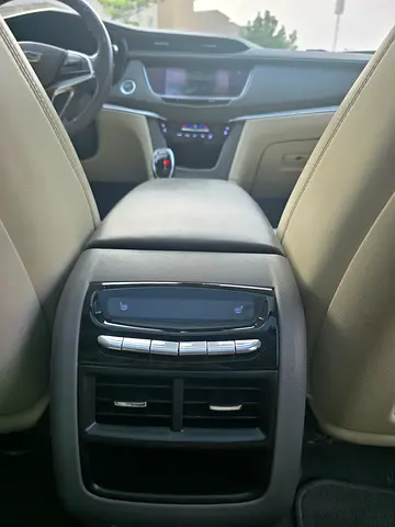 صورة مصغرة 15 لـ 2017 Cadillac XT5