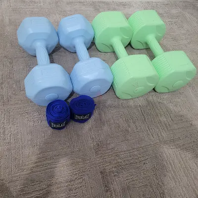 Home Workout Dumbbell Set (16kg Total) + FREE Everlast Boxing Hand Wraps