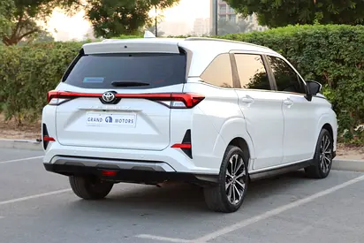 2024 Toyota VELOZ 照片 8