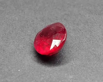 7 Ct Natural Ruby ❤️ Certified Gemstone | Oval Cut | HGL Certificate | Dubai
