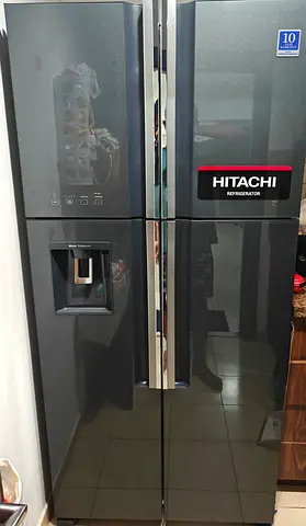 Hitachi 760L French Door Refrigerator with Water Dispenser