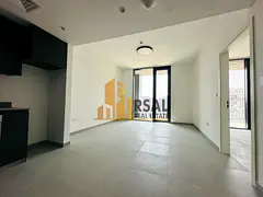 Unfurnished luciourious apartment available with 2 balcony