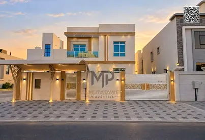 فيلا عائلية فاخرةتصميم عصري ومساحات واسعة شامل الكهرباء والمياة والمكيفات خلف الخدمات وقريبه من شارع الشيخ محمد بن زايد