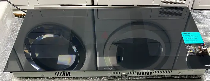Siemens iQ700 Built-In Induction Hob EX975KXW1E is a 90 cm black glass-ceramic surface-mount cooktop