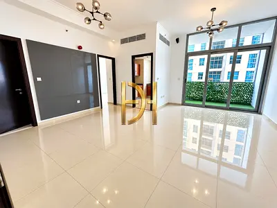 DUBAI MARINA , 1 BR WITH 4 CHEQUES , BALCONY , MARINA VIEW