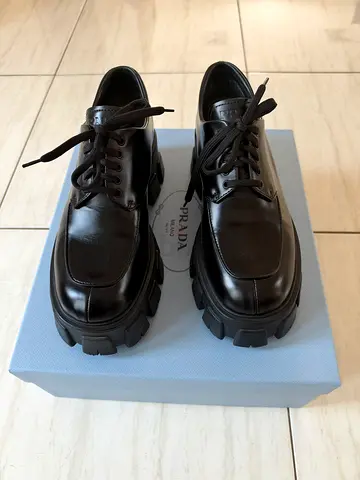 Authentic Prada Black Leather Platform Loafers Size 38.5