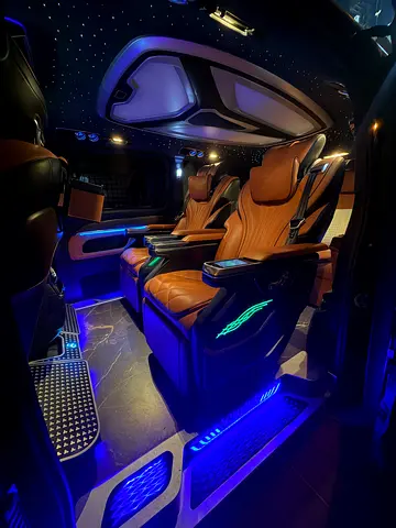 Mercedes-Benz V-Class V 250 2024