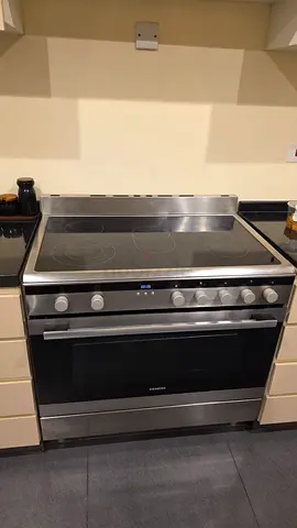 Siemens brand electric ceramic cooker 90x60 lastest version