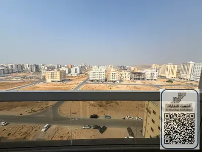 بسعر مناسب للإيجار بالجرف 3 غرف وصالة مع بلكونة وموقف.