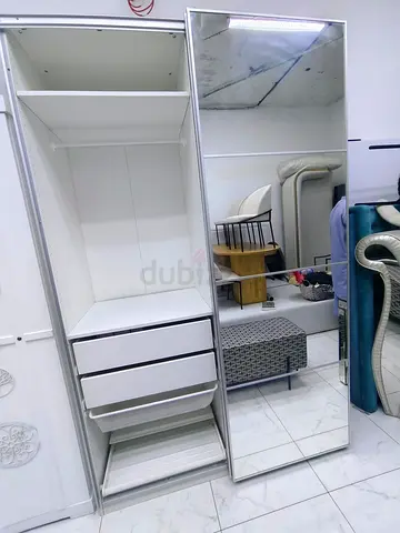 White wardrobe with mirrored sliding door - good condition