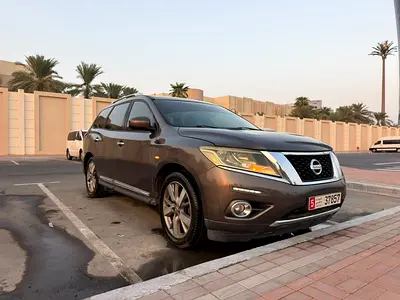 2015 Nissan PATHFINDER 照片 3