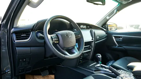 2026 Toyota FORTUNER 缩略图 12