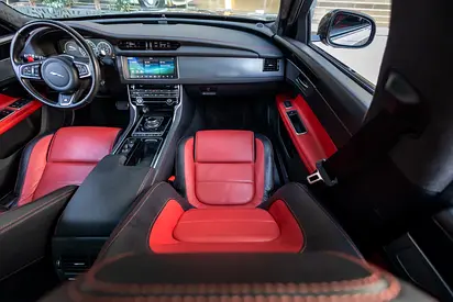 2020 Jaguar XF — миниатюра 15