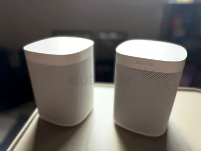2 x Sonos One Speakers – White