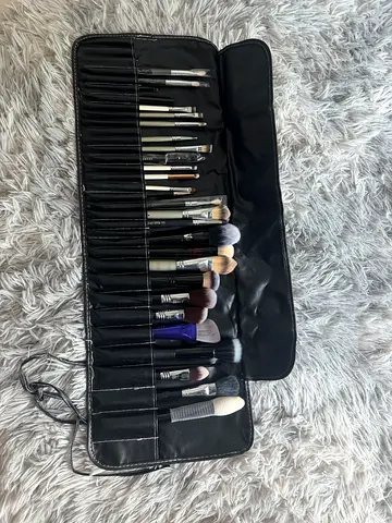 Makeup Brush Set with Travel Roll Case