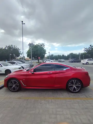 2018 Infiniti Q60 — фото 7