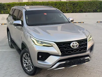 Toyota Fortuner VXR 2022 GCC specs interior and Exterior Excellent Condition V6 4.0L