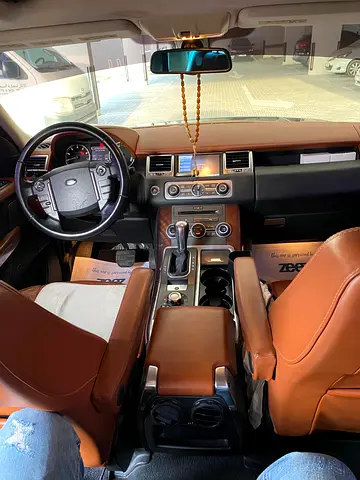 2011 Land Rover Range Rover Sport HSE Supercharged | GCC Specs