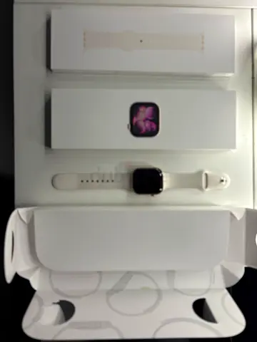 Apple Watch Series 11 Rose Gold 42mm with strap