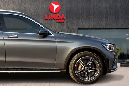 صورة 8 لـ 2021 Mercedes-BENZ GLC