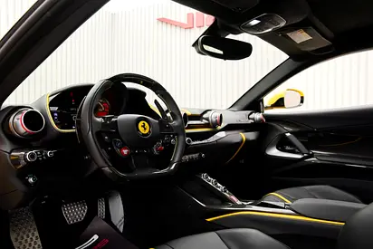 2019 Ferrari 812 照片 9