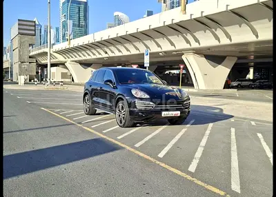 Porsche Cayenne Platinum Edition 2014 GCC Specs