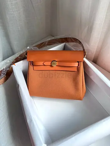 Hermes her bag size 20