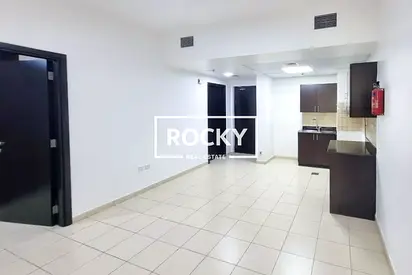 Vacant | Spacious Layout | Unfurnished