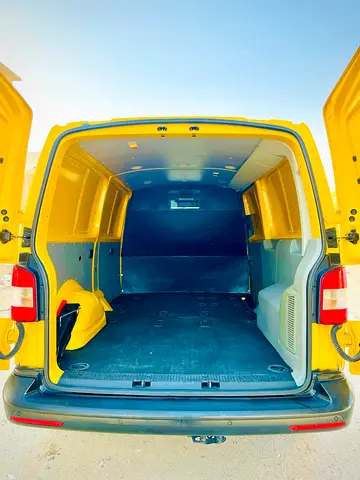 صورة 9 لـ 2015 Volkswagen TRANSPORTER