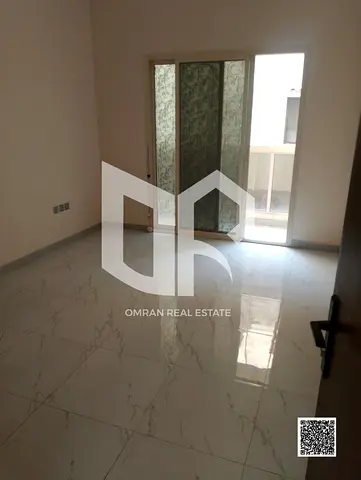شقة غرفة وصالة ماستر مع بلكونة و2 حمام للبيع/الإيجار السنوي في الراشدية 2 (تكييف مركزي) فرصة ممتازة وسعر منافس للإيجار السنوي في قلب منطقة الراشدية 2