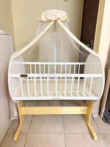 Swing cradle for baby