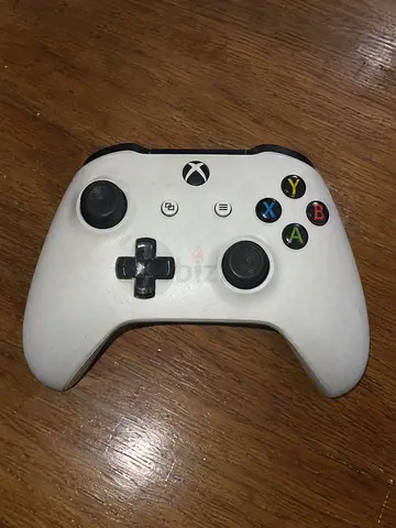 Xbox one wireless controller- White