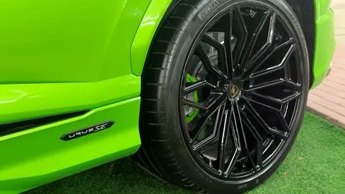 صورة 8 لـ 2026 Lamborghini URUS