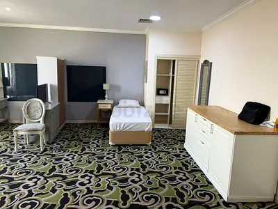 Executive bespace for bachelor
