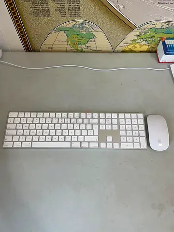 Apple Wireless Large Magic Keyboard with Numerical Pad and Magic Mouse - Good Condition
