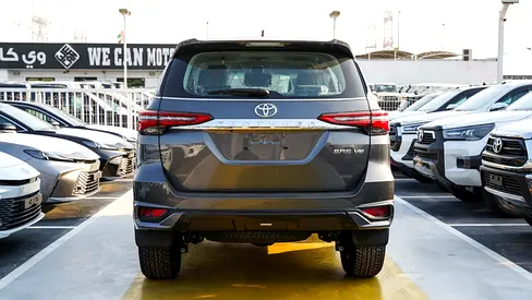 2026 Toyota FORTUNER 缩略图 7