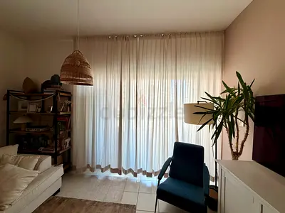 2 Curtains 2.95x2.95 (each)