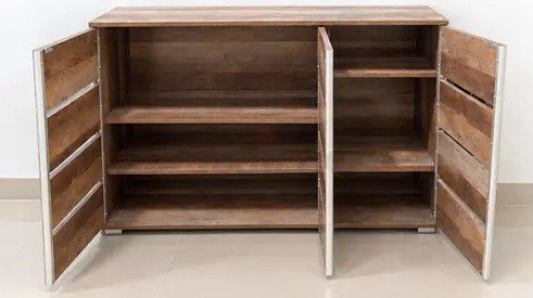 Thick Wooden Cabinet / 3 Doors / Shoe Rack