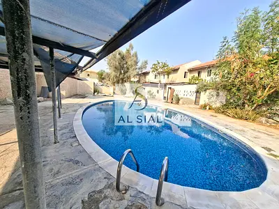 Spacious!3 Bedroom hall villa inside parking fully renovated al Azra sharjah
