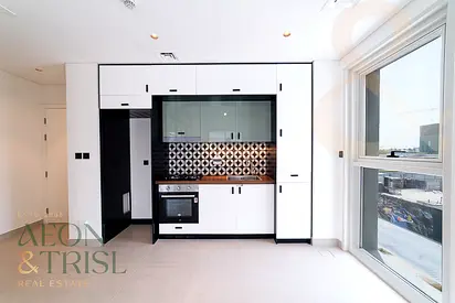Corner Unit | Rented | Storage Included