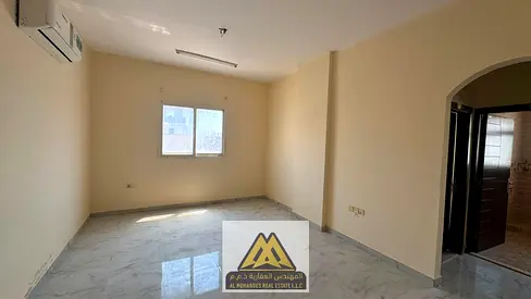 ارخص غرفه وصاله / مساحه كبيره /  ع مخرج دبي والشارقه /  اسهل طريقه دفع / سرعه الاستلام /  بنايه عائلات /