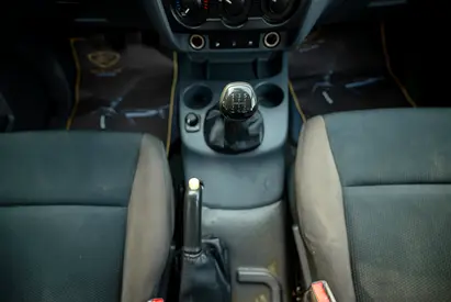 2020 Nissan NAVARA 缩略图 17