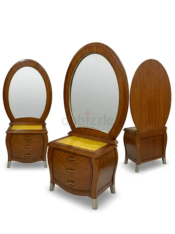 Vintage Wooden Dresser with Oval Mirror and 3 Drawers