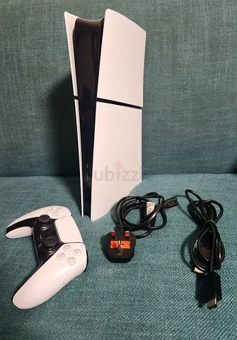 Playstation 5 Slim Digital 1 TB with original controller