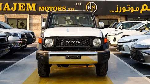Toyota Land Cruiser 70 Series LC 76 Base 2026 GCC Specs
