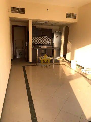 Chiller FREE, 1 BHK For STAFF, Close to METRO