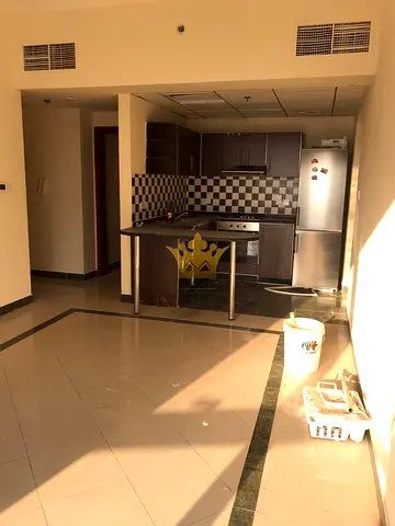 Close to METRO - Chiller FREE, 1 BED , Balcony