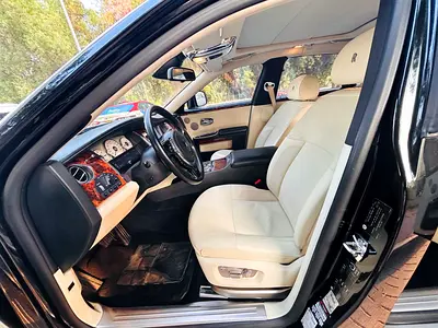 2010 ROLLS-ROYCE GHOST — миниатюра 13