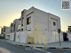 > An Unmissable Opportunity! Own a high-end corner villa with a side yard and an area of ​​3,600